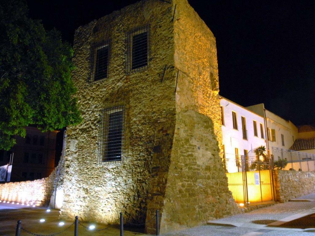 B&B Quintino Sella Iglesias Luaran gambar